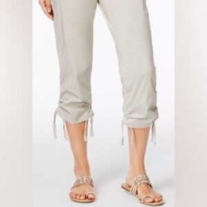 NWOT INC INTERNATIONAL CONCEPTS Curvy Fit Cropped Cargo Pant Sz 2 Tan